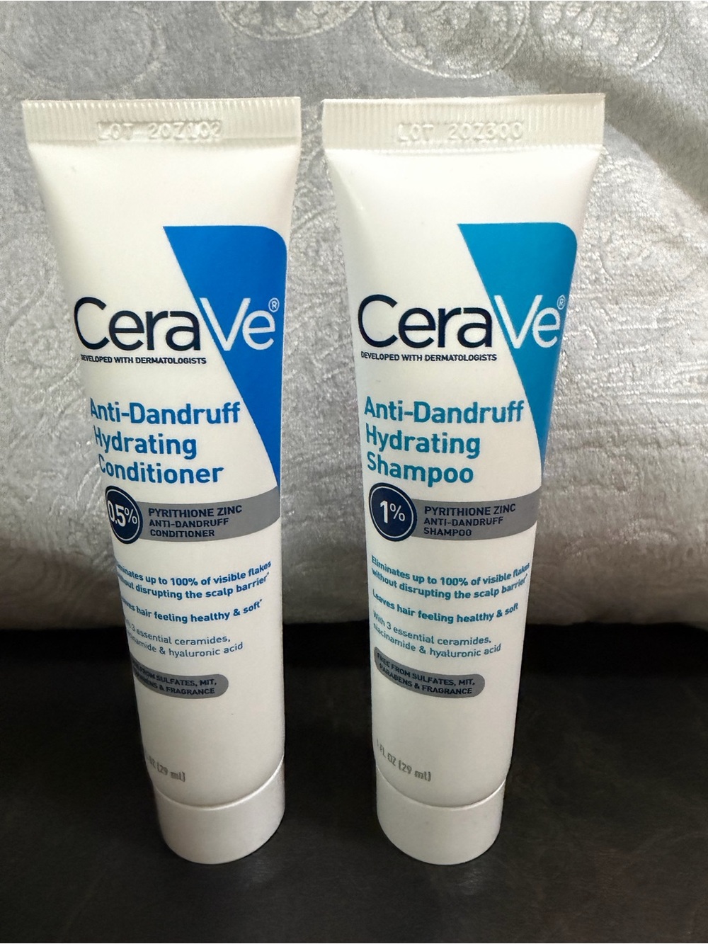 🌼 4/$13 - New Set of anti dandruff CeraVe Shampoo & Conditioner